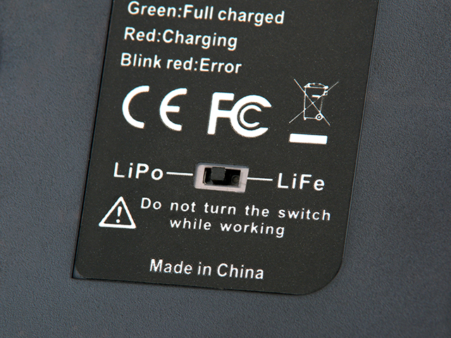 V3+ Akkuladegerät für LiPo-/LiFe Akkus